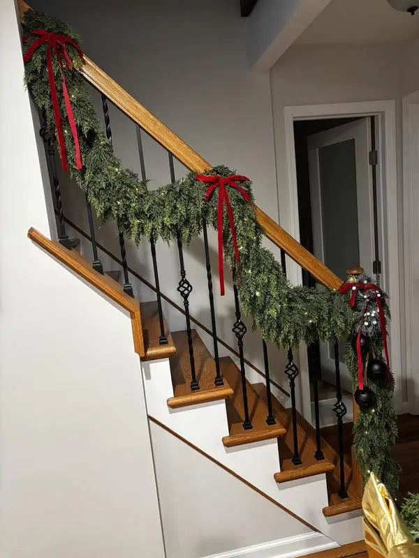 6 FT Hyper-Realistic | Cedar Garlands